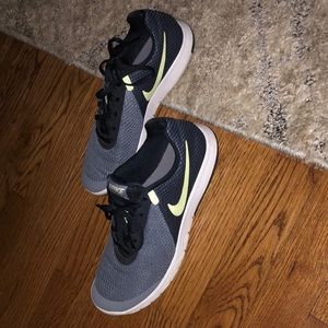 Nike running shoes size 8